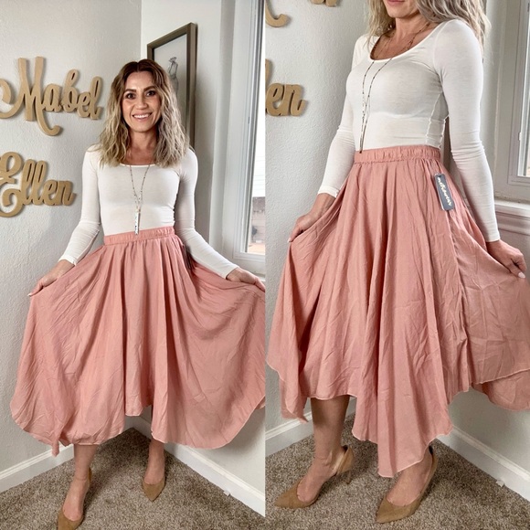 Metro Wear Dresses & Skirts - Metro Wear preppy boho blush pink high waisted midi skirt size medium